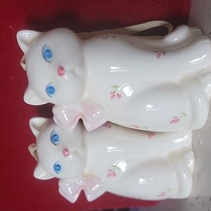 🍃 2 Tackahashi cat figures